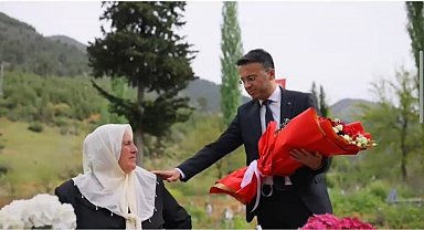 Şehit annesi: "Devletimiz oğlumun yokluğunu bana aratmamak için hep yanımda oldu"