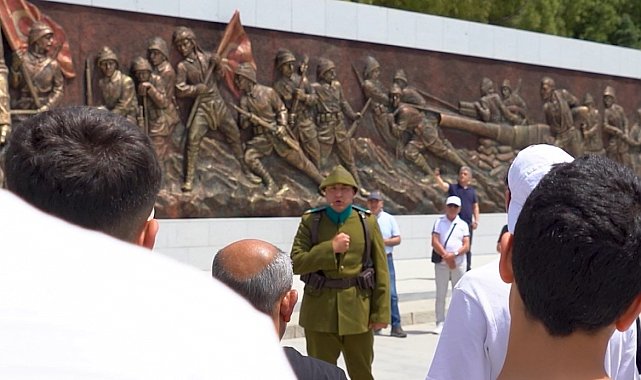 Şehitler Abidesi'nde Müzeler Haftası'na özel anlamlı gösteri