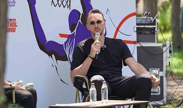 Semih Erden, Esenler'de gençlerle buluştu