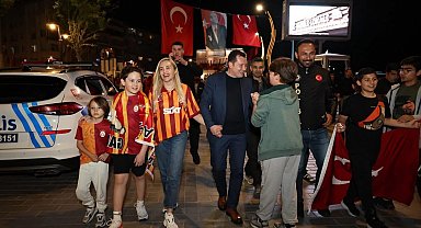 Silivri Belediye Başkanı Bora Balcıoğlu şampiyonluk kutlamalarına katıldı