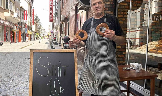 Simidi yüzde 50 indirimle 10 liraya satıyor