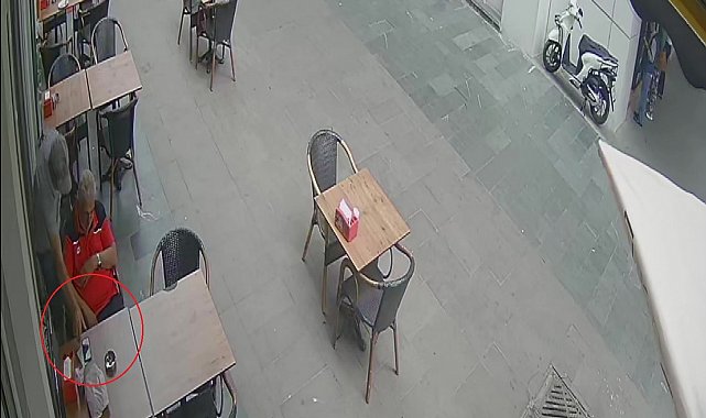 Simitçide uyudu, uyanınca neye uğradığını şaşırdı: "Adisyon fişini de almış"