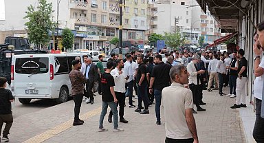 Şırnak'ta mahallede başlayan kavga caddeye taştı: 2 yaralı