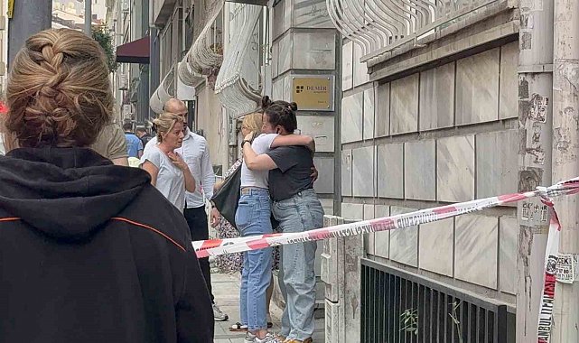 Şişli'de apartman dairesinde yangın: Yaşlı kadın hayatını kaybetti