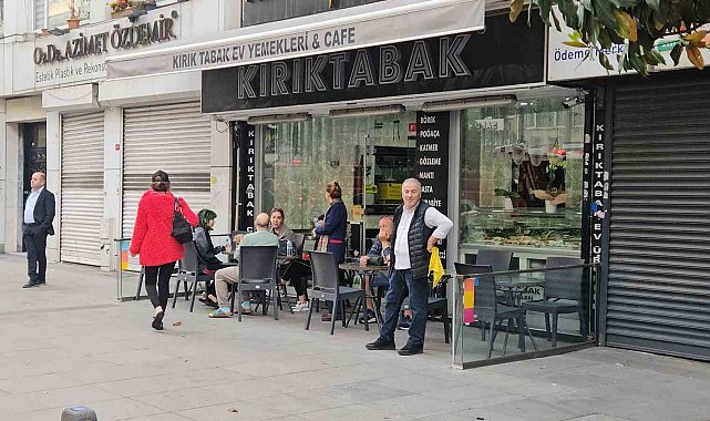 Şişli'de restoranda başlayan yangın yanındaki iki binaya sıçradı