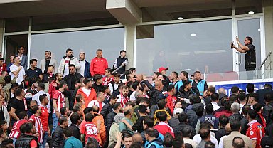 Sivas'ta 'Yönetim istifa' sesleri