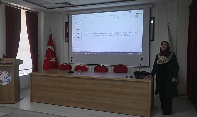 Sivas'ta muhtarlar ve personel, afete karşı bilinçlendirildi