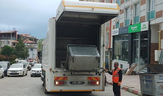 Söğüt'te çöp konteynerleri bayram öncesi titizlikle temizlendi