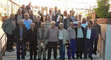 Soma Termik Santrali'nin park sahası emektarları 45 yıllık dostluğu yaşatıyor