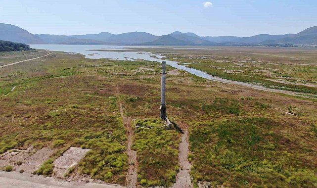 Su seviyesi yüzde 15'e düştü, İzmir susuzluğa gidiyor