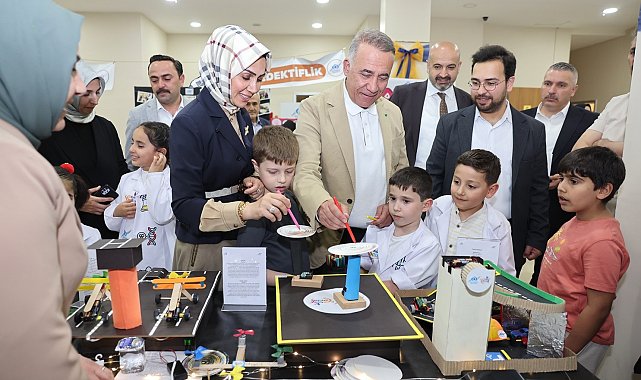 Sultangazi'de rengarenk mezuniyet