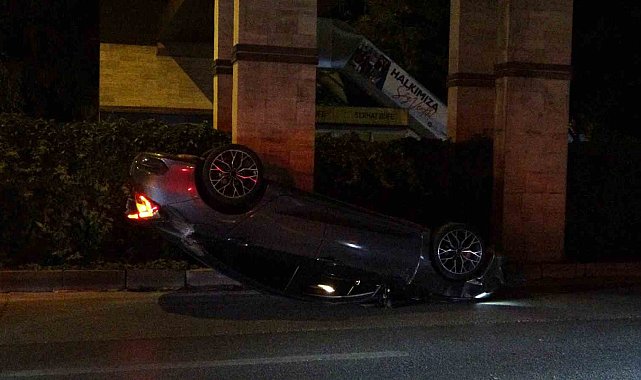 Takla atıp ters dönen otomobil 150 metre sürüklendi, sürücü aracı bırakıp gitti