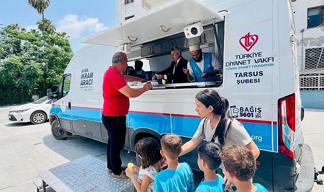 Tarsus Müftülüğünden öğrencilere sürpriz