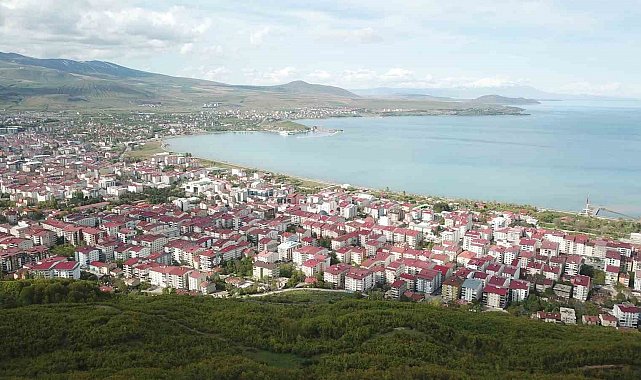 Tatvan'da çevre yolu ikmal ihalesi tamamlandı