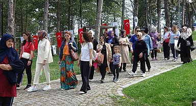 Tavşanlılı girişimci iş kadınlarından anlamlı anneler günü programı