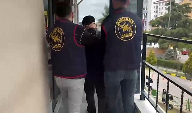 Tekirdağ'da aranan 2 kişi jandarmanın operasyonuyla yakalandı