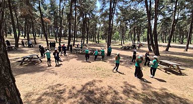 Tekirdağ'da öğrenciler ve kurum müdürleri orman için el ele verdi