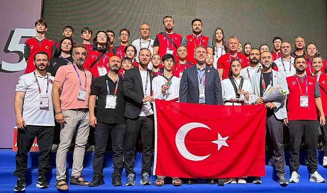 Tekmeleriyle dünyayı fethettiler