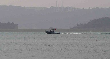 Tekneden göle düşen genci arama çalışmaları sürüyor