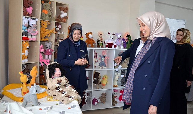 Tercan'da el emeği göz nuru ürünlerden oluşan sergi açıldı