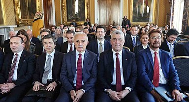 Ticaret Bakanı Bolat, Türkiye-İngiltere İş Forumu'nda konuştu