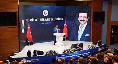 TOBB Başkanı Hisarcıklıoğlu: "KOBİ'lerin rekabeti için e-ticaret ve dijitalleşme şart"