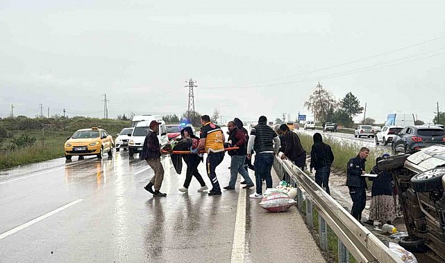 Tokat'ta iki otomobil çarpıştı: 5 kişi yaralandı