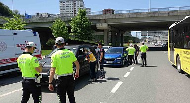 Trabzon'da 'Fermuar sistemiyle yaşama yol ver' etkinliği