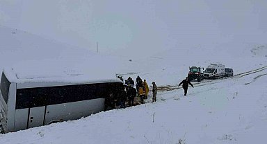 Trabzonspor taraftarı kupa yolunda karlı yolda mahsur kaldı