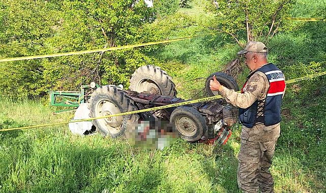 Traktörün altında kalan sürücü hayatını kaybetti
