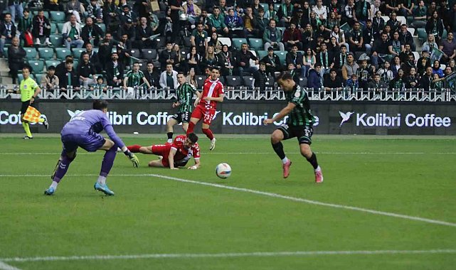 Trendyol 1. Lig: Kocaelispor: 4 - Ankara Keçiörengücü: 1