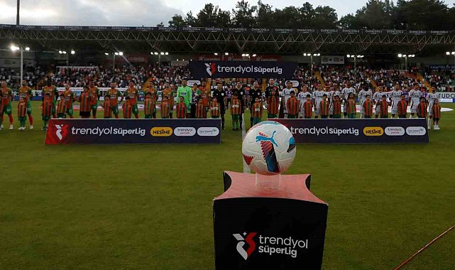 Trendyol Süper Lig: Alanyaspor: 0 - Beşiktaş: 0