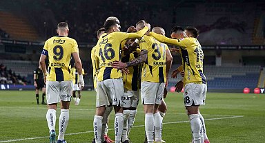 Trendyol Süper Lig: RAMS Başakşehir: 1 - Fenerbahçe: 4