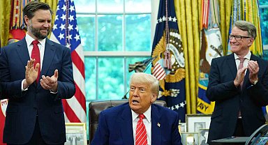 Trump : "İngiltere ile çığır açıcı bir anlaşma imzaladık, yeni bir ekonomik ortaklık çağı başlıyor"