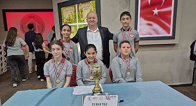 Turgutlu Urganlı İmam Hatip Ortaokulu'ndan büyük başarı