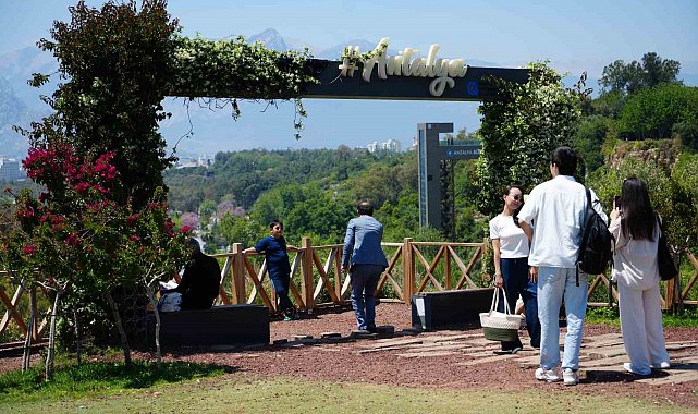 Turizmci'nin bayram planı 'bekle gör' taktiği