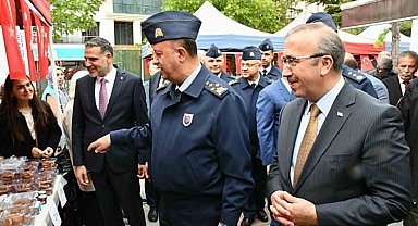 Türk Silahlı Kuvvetlerini Güçlendirme Vakfı yararına hayır çarşısı