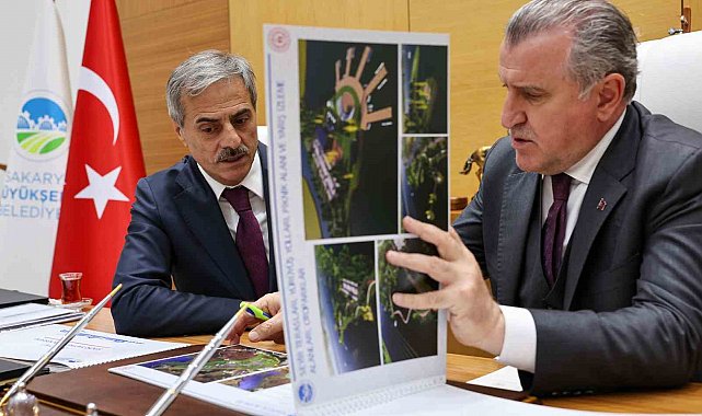 Türkiye'de ilk ve tek olacak: Bakan Bak, Sakarya'ya dev spor yatırımı müjdesini duyurdu