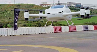 Türkiye'nin uçan otomobili havalandı: İnsanlı uçuşlar başladı