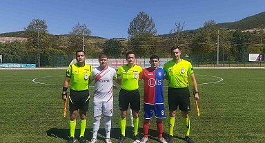 U15 Türkiye Şampiyonasının ilk günü renkli mücadelere sahne oldu