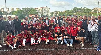 U16 Türkiye Şampiyonası'nda şampiyon Kuşadası Küçükada Spor