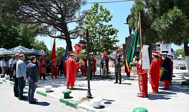 Ulubatlı Hasan memleketi Uluabat'ta törenle anıldı