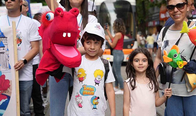Uluslararası Eskişehir Çocuk, Gençlik ve Kukla Tiyatroları Festivali'nde görkemli açılış