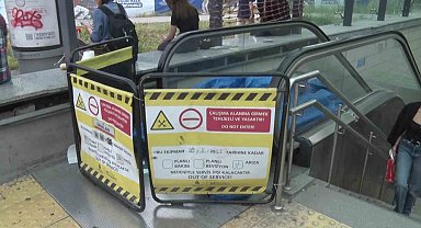 Ünalan Metro İstasyonu'nda yürüyen merdiven kırıldı