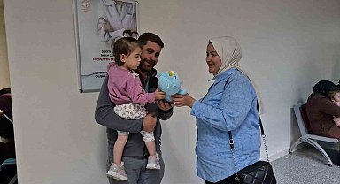 Üniversite öğrencileri başlattıkları kampanya ile hasta çocukların yüzünü güldürdü