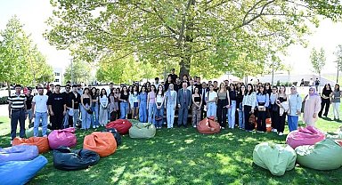 Uşak Üniversitesinden 'Türkiye Üniversite Deneyim' araştırmasında büyük başarı