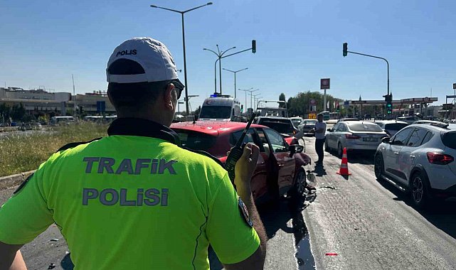 Uşak'ta zincirleme kaza: 7 yaralı