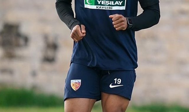 Uzodimma formasına kavuştu