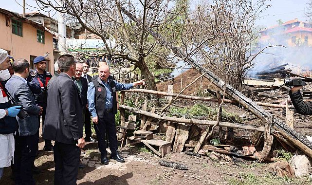 Vali Ali Çalgan: "Yangından etkilenen vatandaşlarımızın yaraları en kısa sürede sarılacak" 0