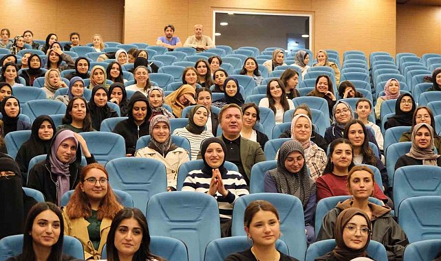 Vali Aydoğdu öğrencileri dinledi